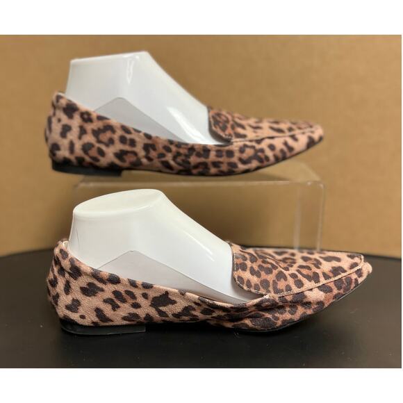 Chetah Print Slip on Flats - Picture 3 of 6